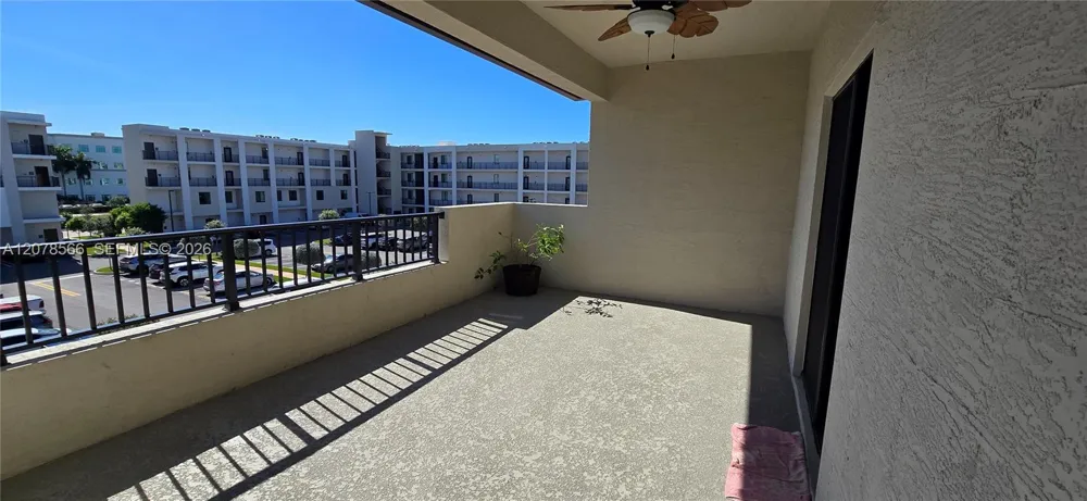 4242 NW 82nd Ave Doral, FL 33166