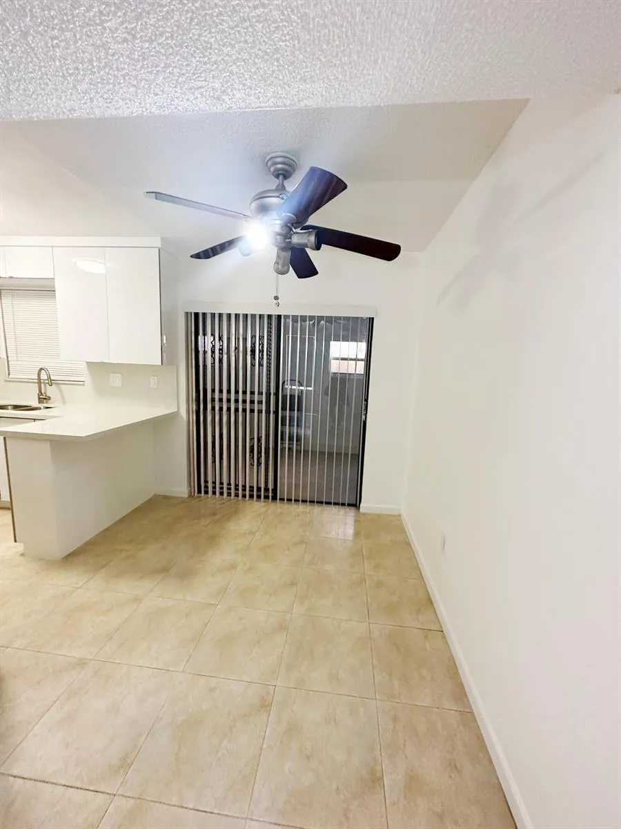 1701 W 42ND PLACE #43 Hialeah, FL 33012