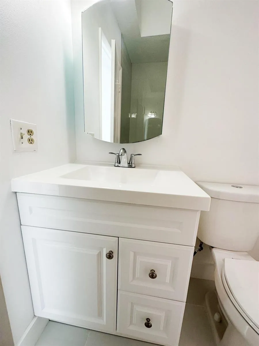 1701 W 42ND PLACE #43 Hialeah, FL 33012