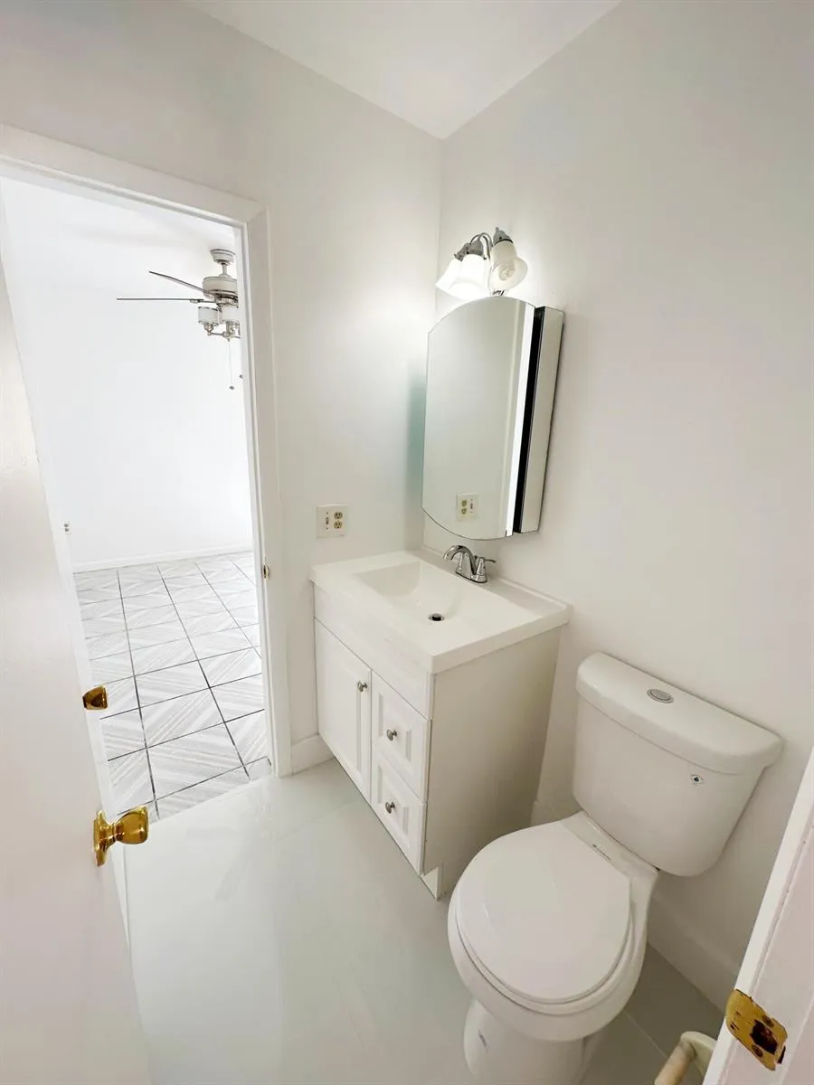 1701 W 42ND PLACE #43 Hialeah, FL 33012