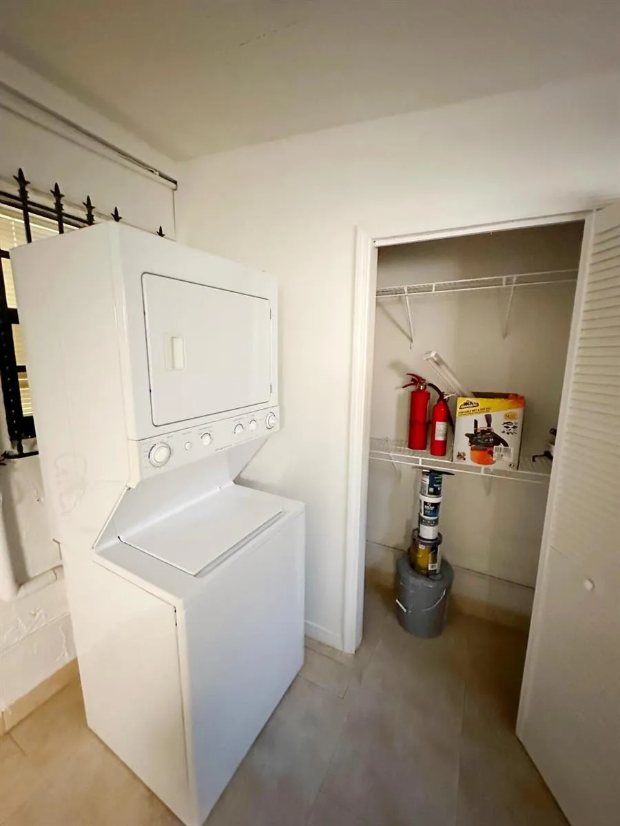 1701 W 42ND PLACE #43 Hialeah, FL 33012