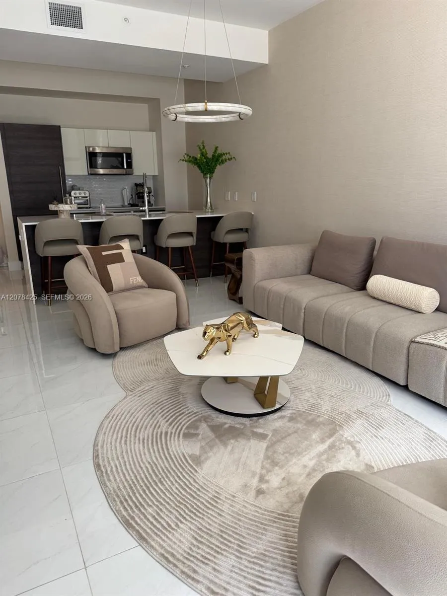 301 Altara Ave #403 Coral Gables, FL 33146