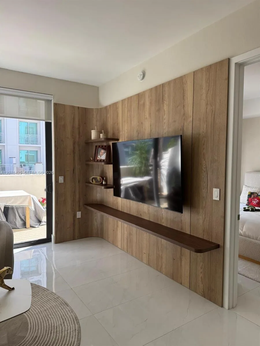 301 Altara Ave #403 Coral Gables, FL 33146
