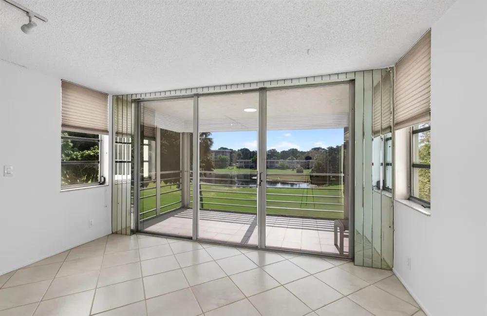 802 CYPRESS GROVE LANE #309 Pompano Beach, FL 33069