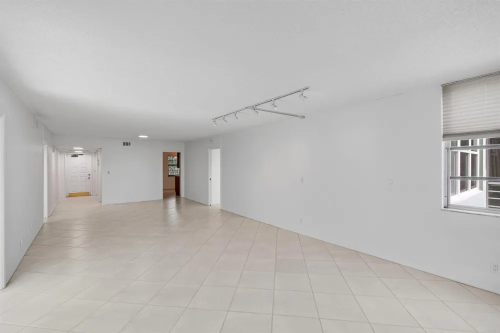 802 CYPRESS GROVE LANE #309 Pompano Beach, FL 33069