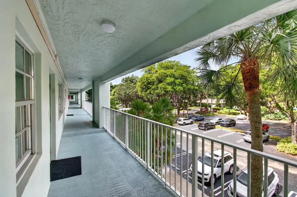 802 CYPRESS GROVE LANE #309 Pompano Beach, FL 33069