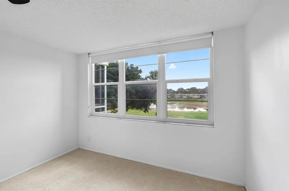 802 CYPRESS GROVE LANE #309 Pompano Beach, FL 33069
