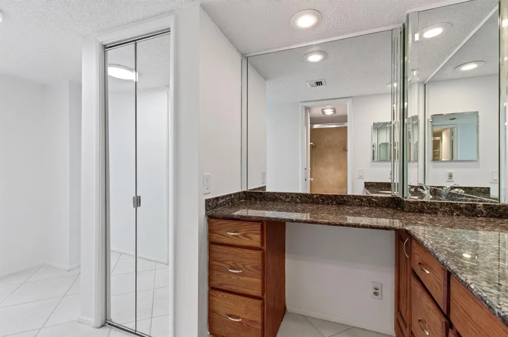 802 CYPRESS GROVE LANE #309 Pompano Beach, FL 33069