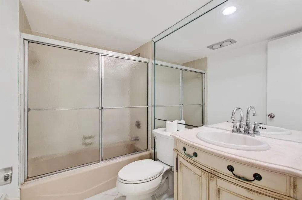 802 CYPRESS GROVE LANE #309 Pompano Beach, FL 33069