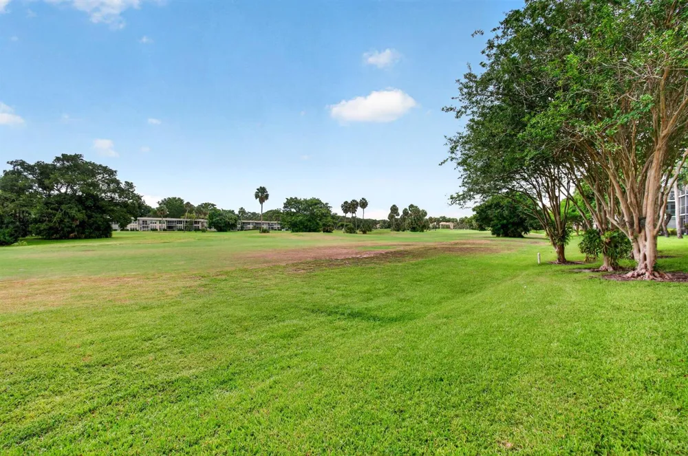 802 CYPRESS GROVE LANE #309 Pompano Beach, FL 33069