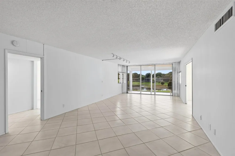 802 CYPRESS GROVE LANE #309 Pompano Beach, FL 33069