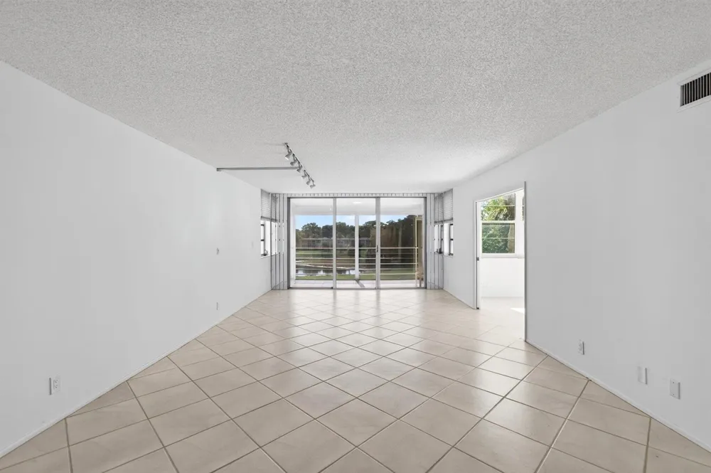 802 CYPRESS GROVE LANE #309 Pompano Beach, FL 33069