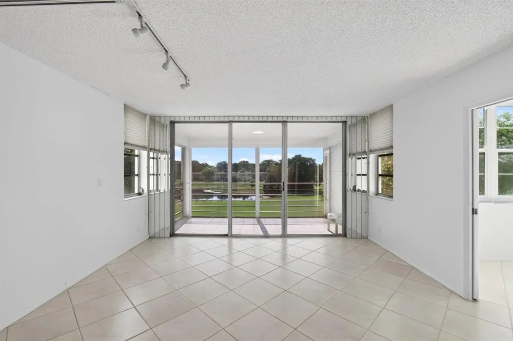 802 CYPRESS GROVE LANE #309 Pompano Beach, FL 33069
