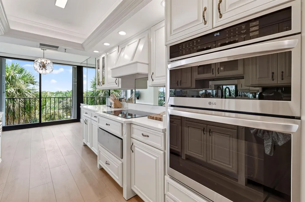 1300 Jimmy Buffett Mem Highway Jupiter, FL 33477