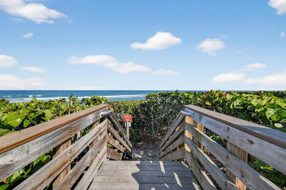 1300 Jimmy Buffett Mem Highway Jupiter, FL 33477