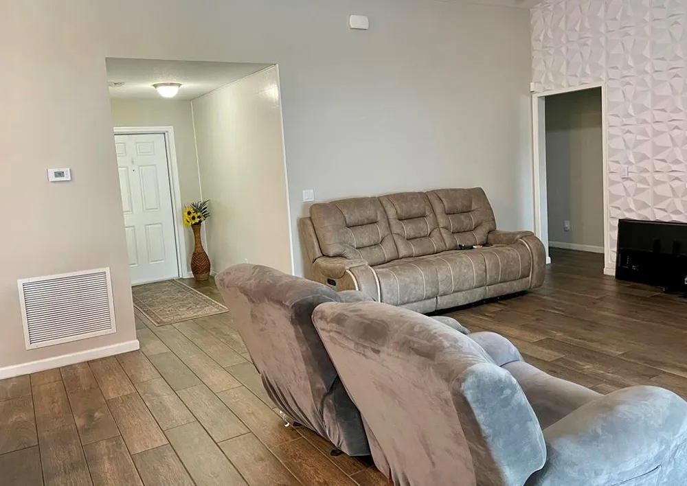 1097 SW DARTMOUTH AVENUE Port St. Lucie, FL 34953