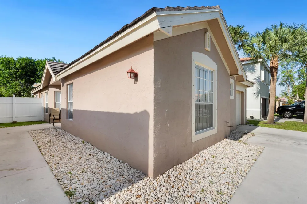 6179 SAVANNAH WAY Lake Worth, FL 33463