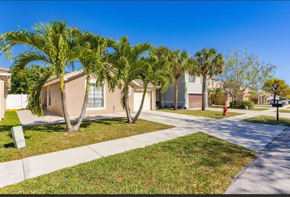 6179 SAVANNAH WAY Lake Worth, FL 33463