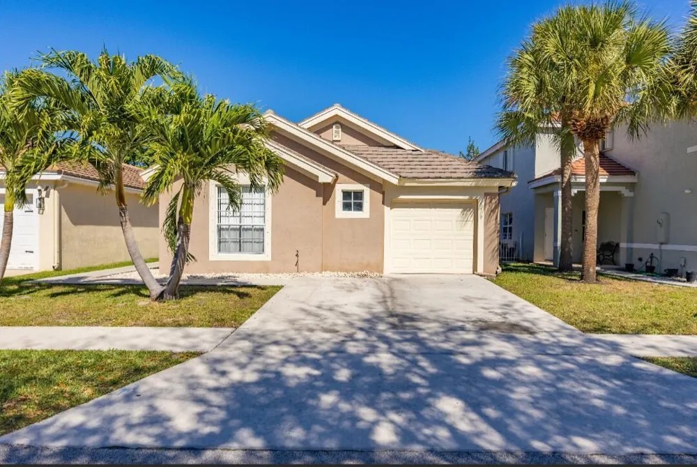 6179 SAVANNAH WAY Lake Worth, FL 33463
