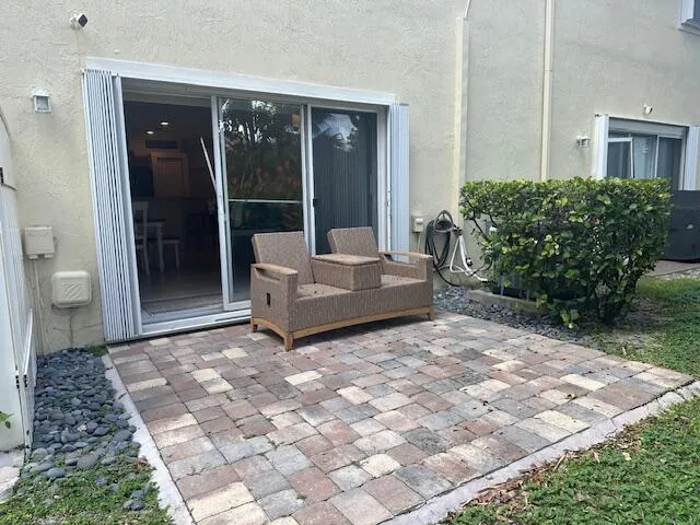 13394 Georgian Court Wellington, FL 33414