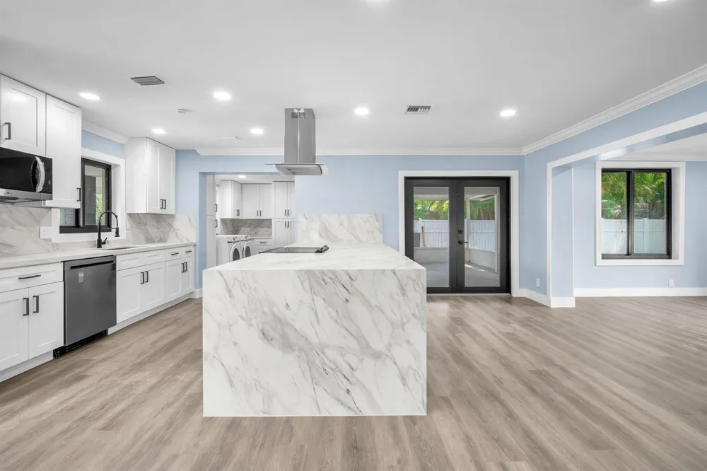 850 SW 1ST TERRACE Pompano Beach, FL 33060