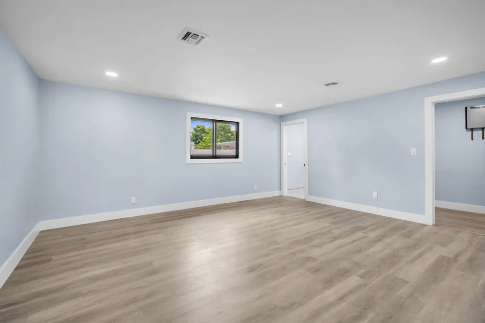 850 SW 1ST TERRACE Pompano Beach, FL 33060