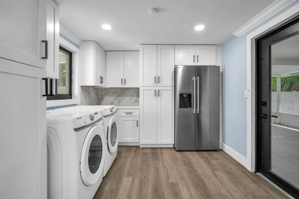 850 SW 1ST TERRACE Pompano Beach, FL 33060
