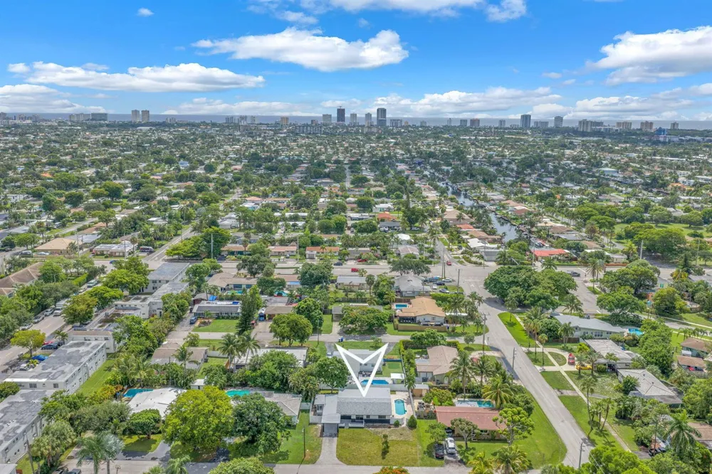 850 SW 1ST TERRACE Pompano Beach, FL 33060