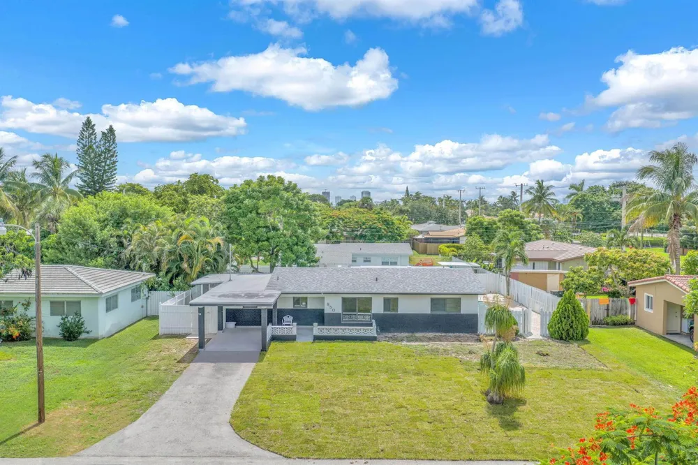 850 SW 1ST TERRACE Pompano Beach, FL 33060
