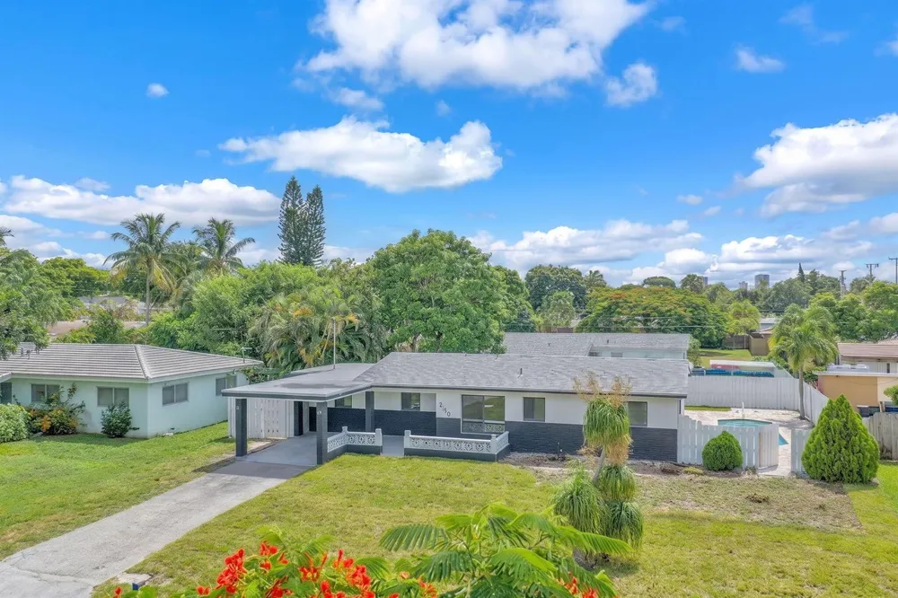 850 SW 1ST TERRACE Pompano Beach, FL 33060