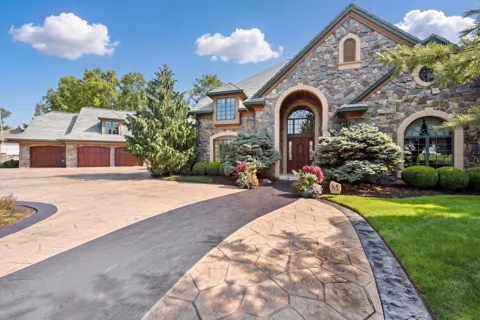 555 Maple Knoll Road