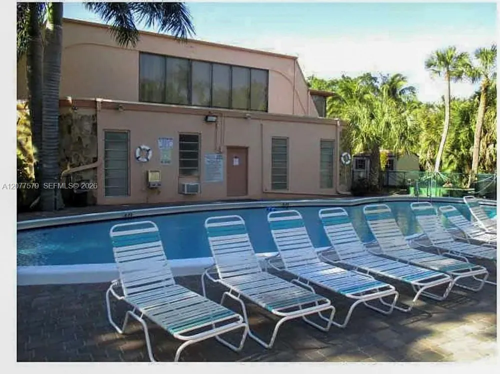 1445 Atlantic Shores Blvd #604 Hallandale Beach, FL 33009
