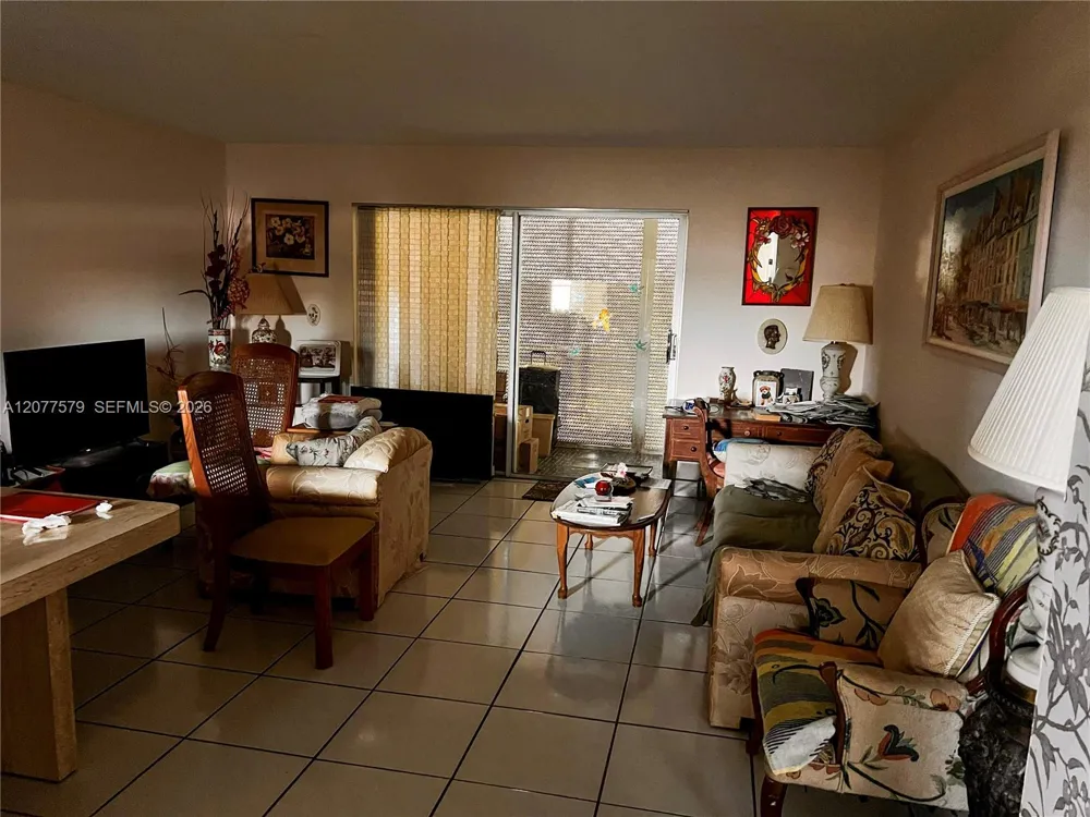 1445 Atlantic Shores Blvd #604 Hallandale Beach, FL 33009