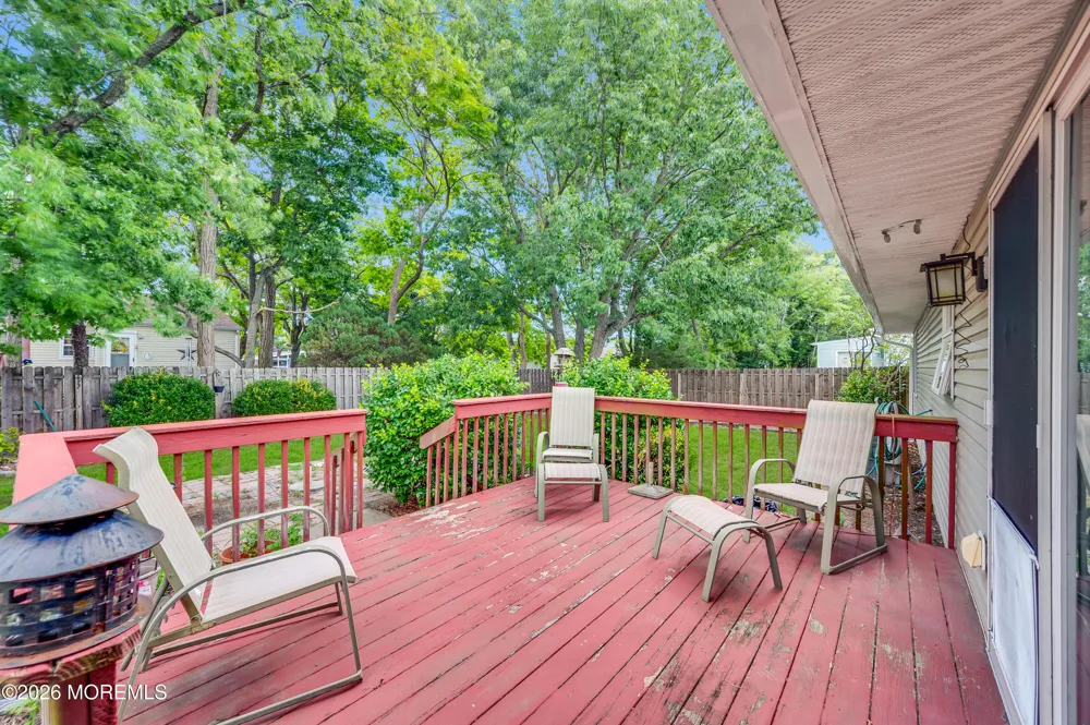 313 Tennessee Drive Brick, NJ 08723