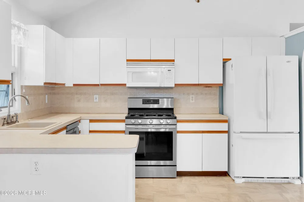 313 Tennessee Drive Brick, NJ 08723