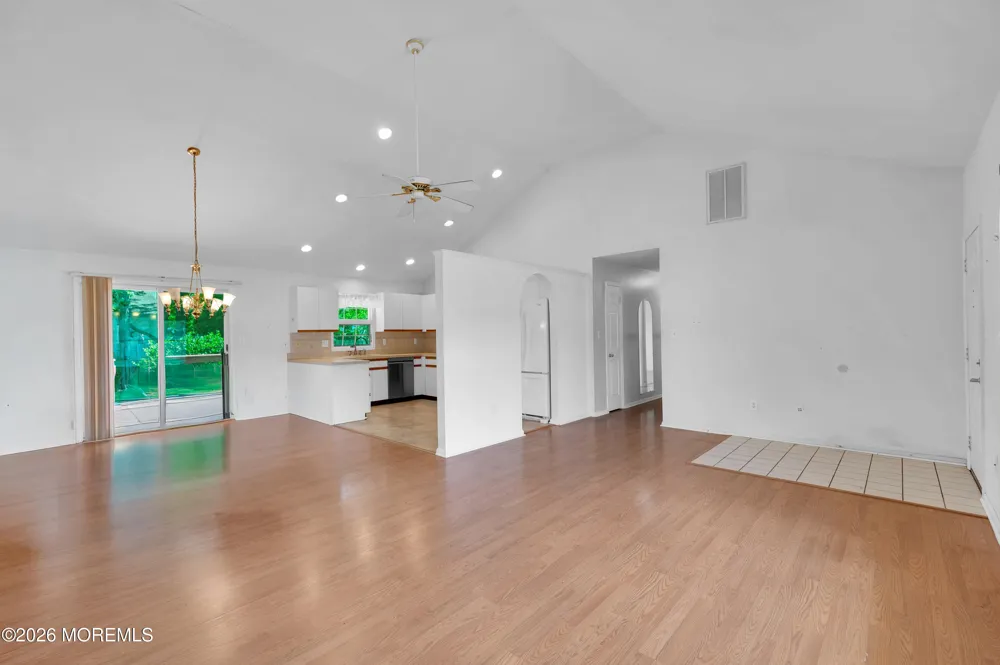 313 Tennessee Drive Brick, NJ 08723