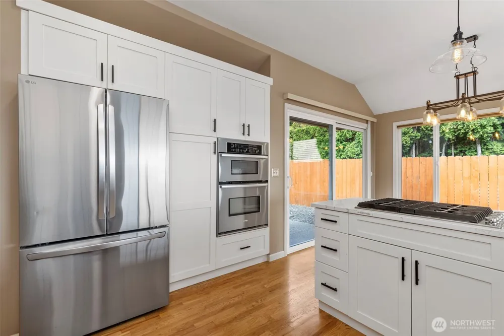 7685 Esther Place NW Silverdale, WA 98383