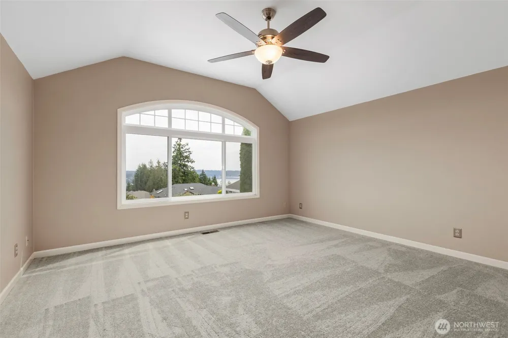7685 Esther Place NW Silverdale, WA 98383
