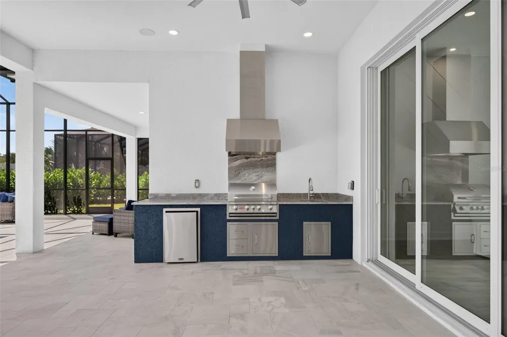 8207 NEVIS RUN Lakewood Ranch, FL 34202