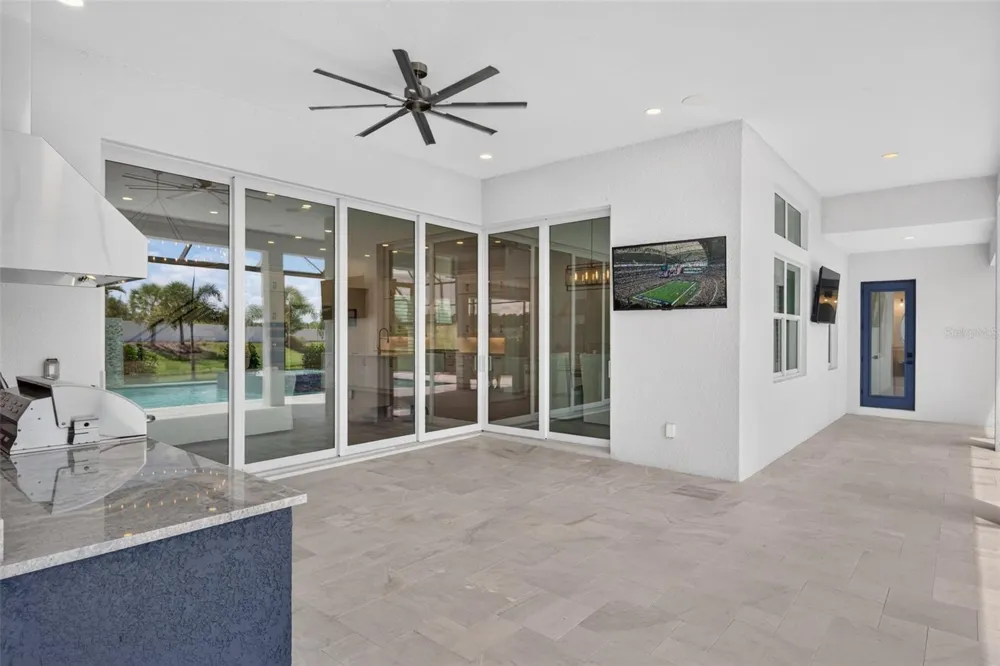 8207 NEVIS RUN Lakewood Ranch, FL 34202