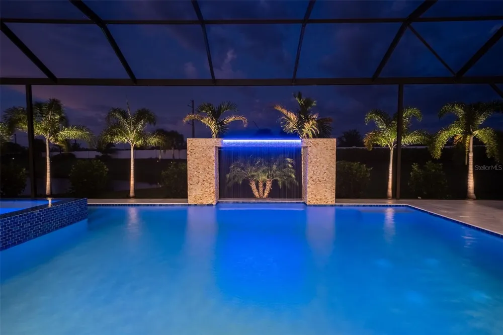8207 NEVIS RUN Lakewood Ranch, FL 34202