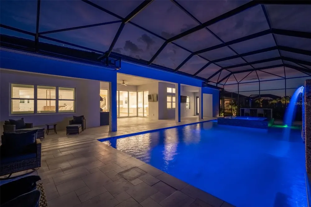 8207 NEVIS RUN Lakewood Ranch, FL 34202