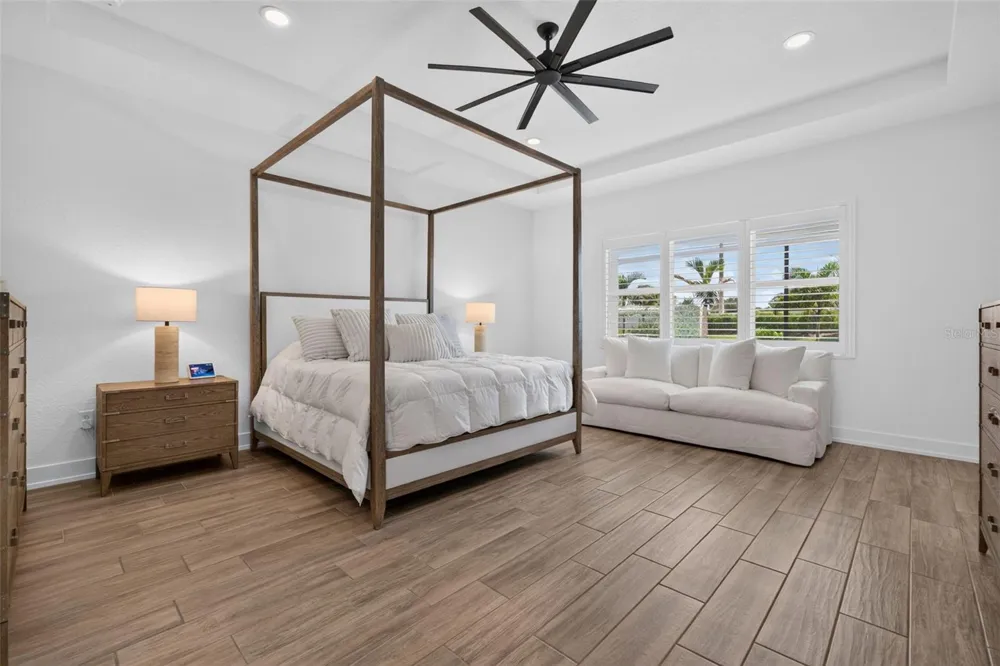 8207 NEVIS RUN Lakewood Ranch, FL 34202