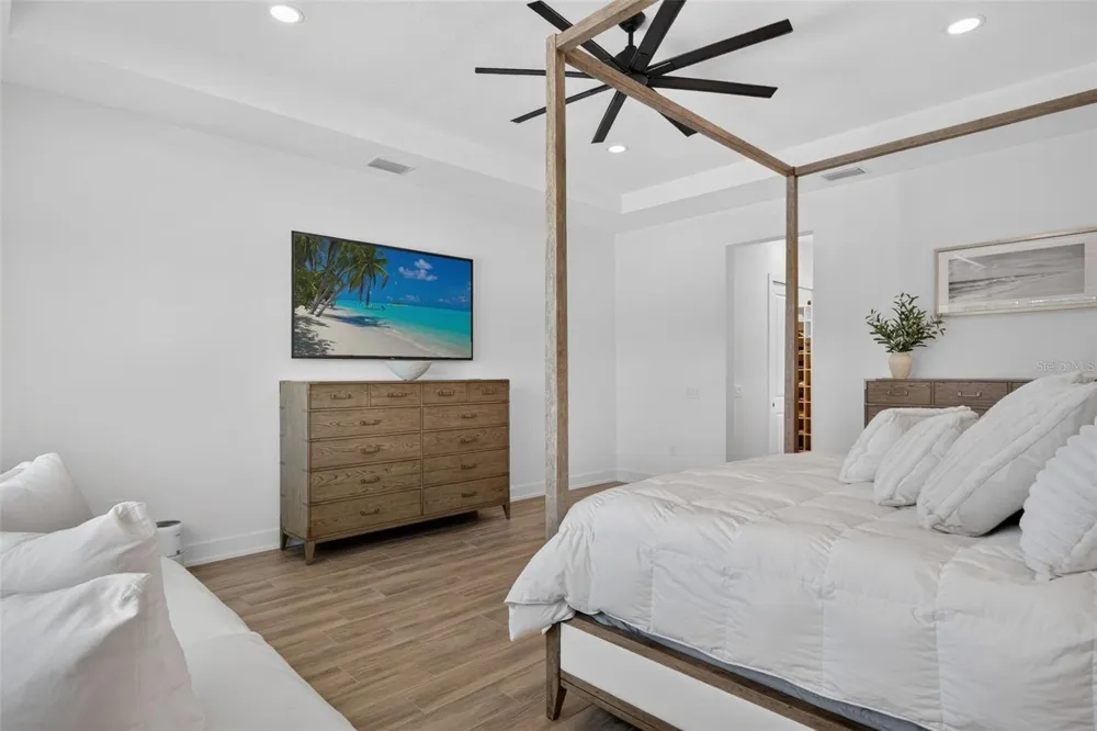 8207 NEVIS RUN Lakewood Ranch, FL 34202