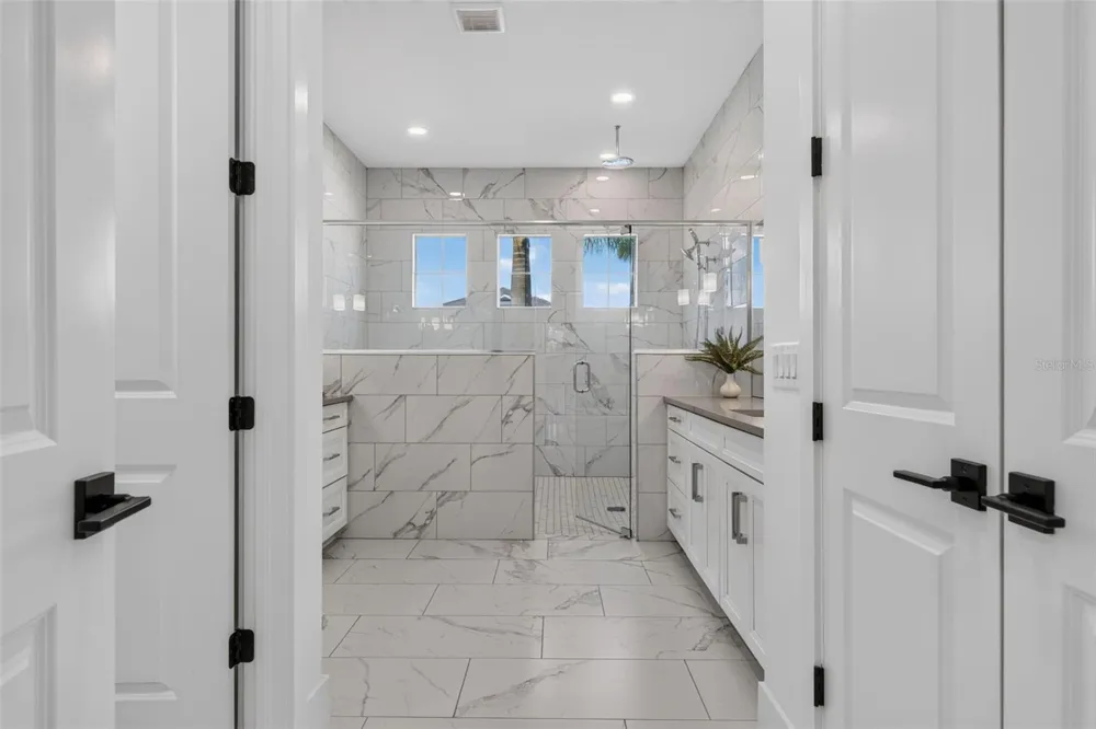 8207 NEVIS RUN Lakewood Ranch, FL 34202