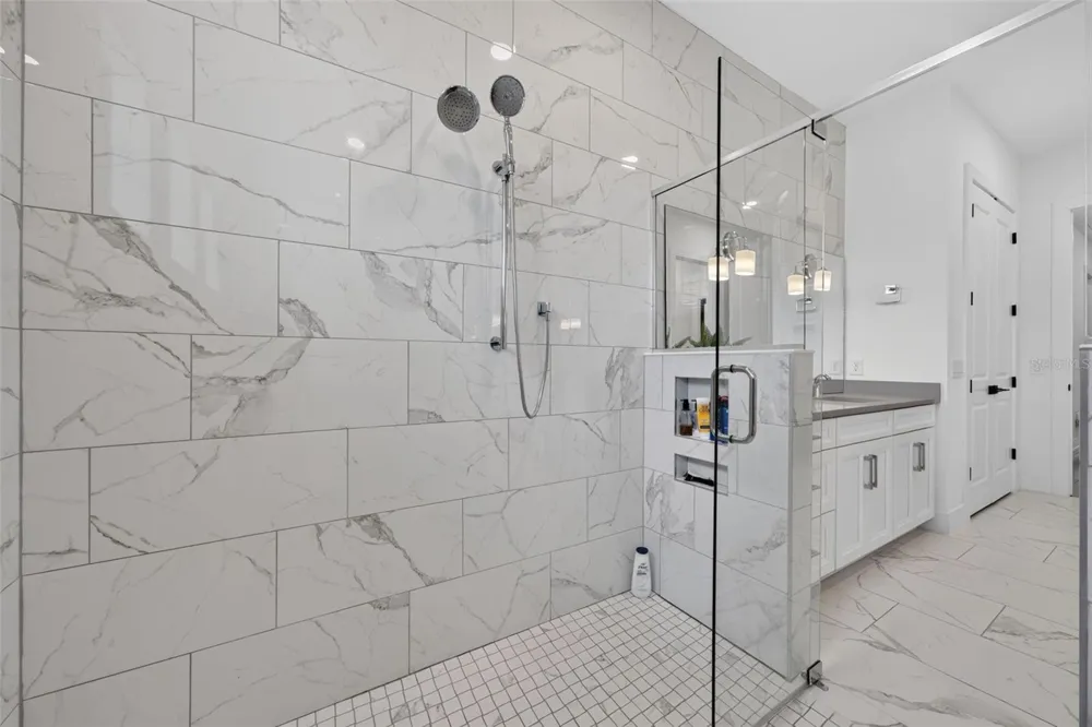 8207 NEVIS RUN Lakewood Ranch, FL 34202