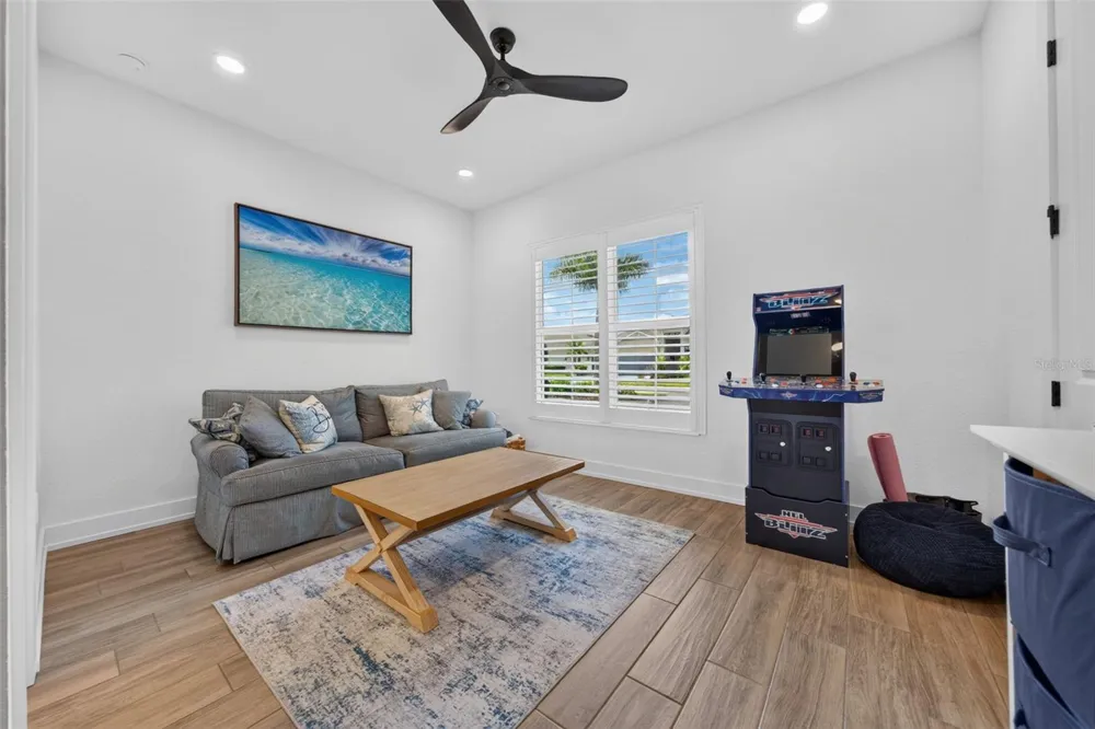 8207 NEVIS RUN Lakewood Ranch, FL 34202