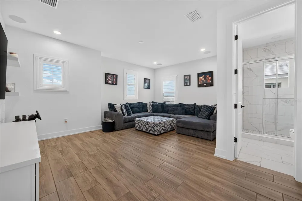 8207 NEVIS RUN Lakewood Ranch, FL 34202