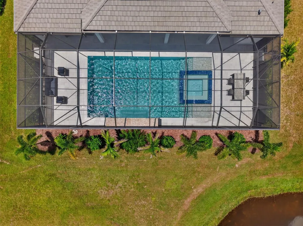 8207 NEVIS RUN Lakewood Ranch, FL 34202