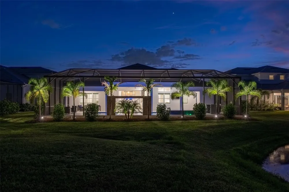 8207 NEVIS RUN Lakewood Ranch, FL 34202